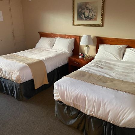 Matador Motel Drayton Valley Екстер'єр фото