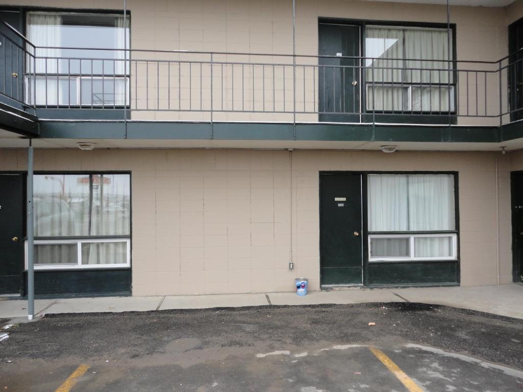 Matador Motel Drayton Valley Екстер'єр фото