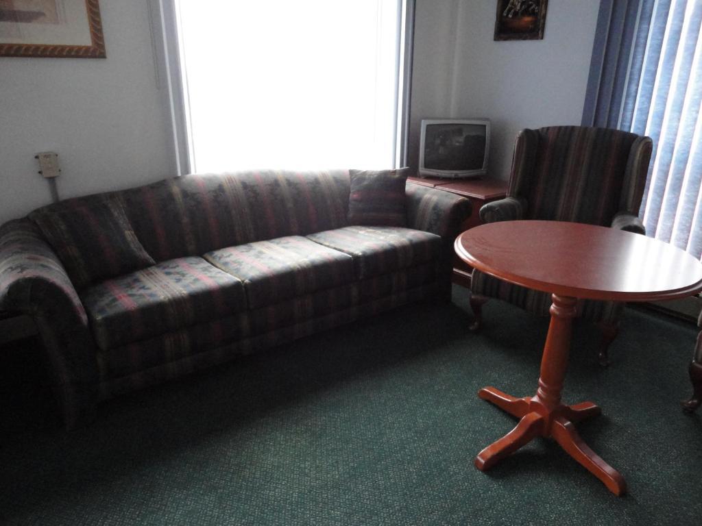 Matador Motel Drayton Valley Екстер'єр фото
