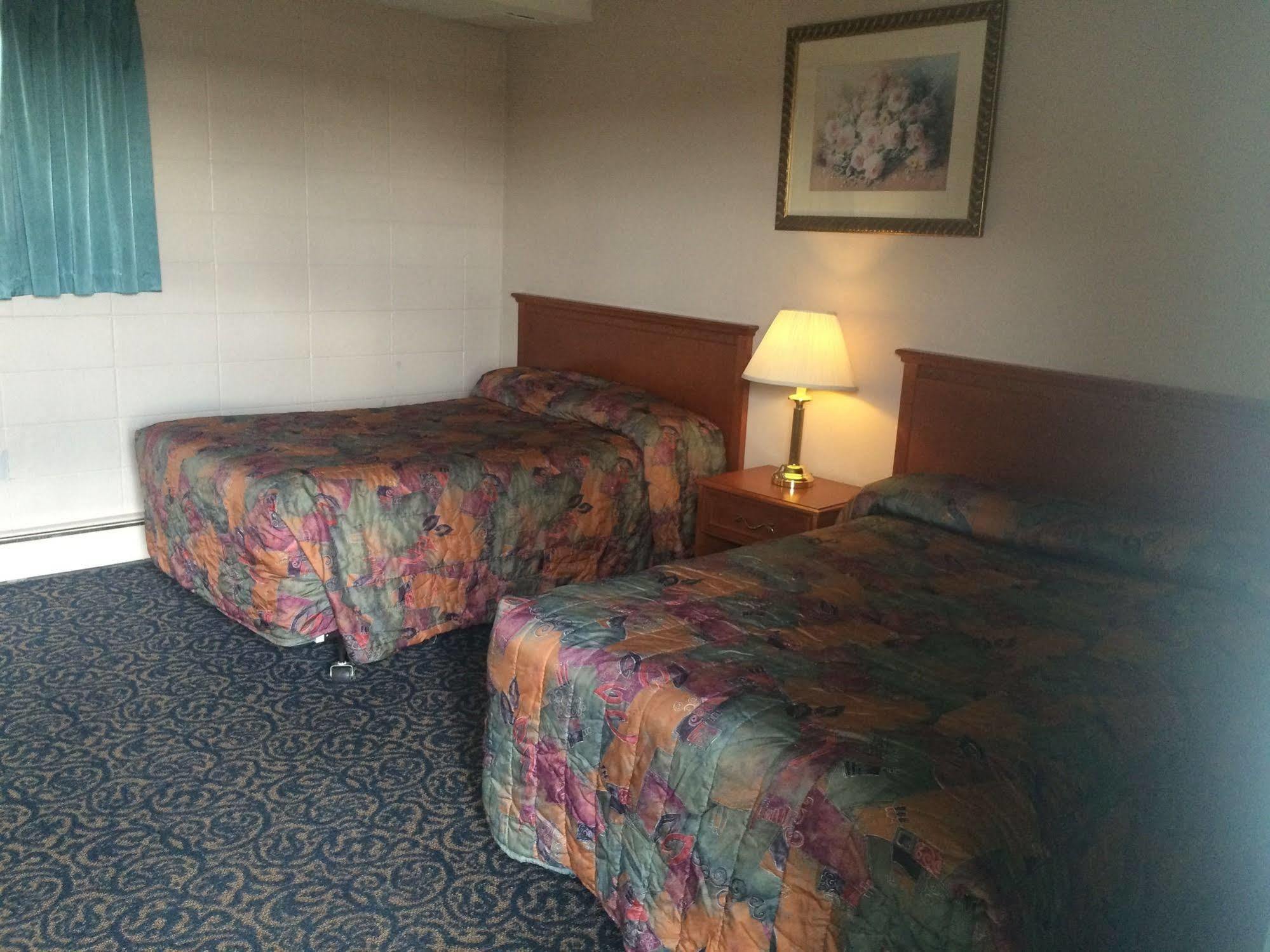 Matador Motel Drayton Valley Екстер'єр фото